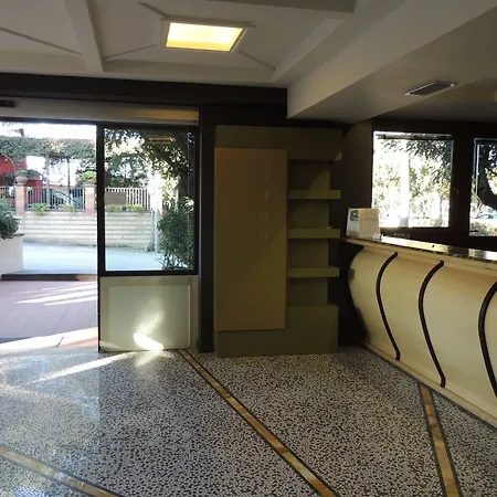 Hotel Zeus-3